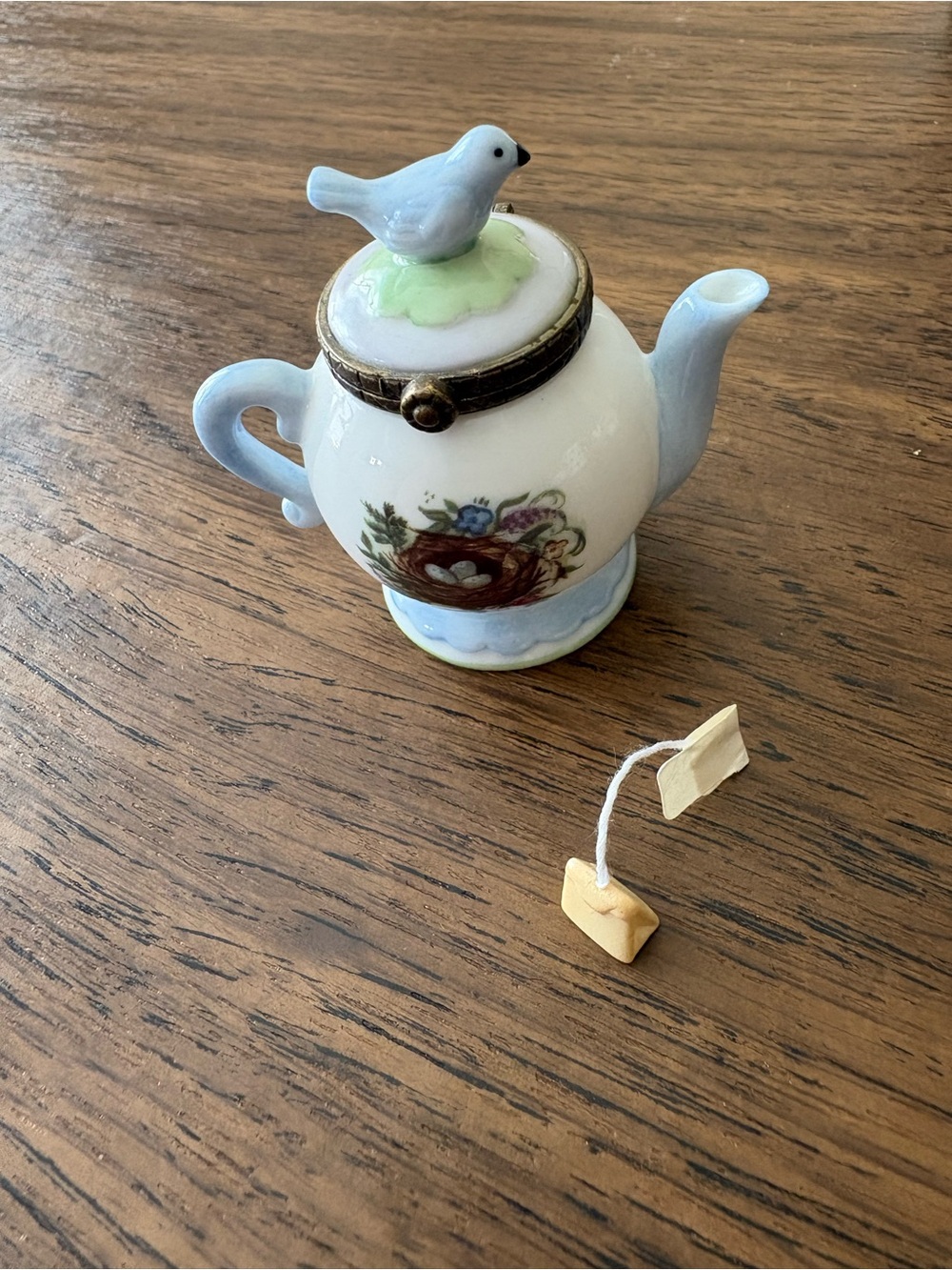Porcelain Bird-Top Mini Teapot Hinged Box - Light Blue and White/Tea Bag